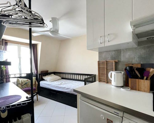 Place Adolphe Max start1