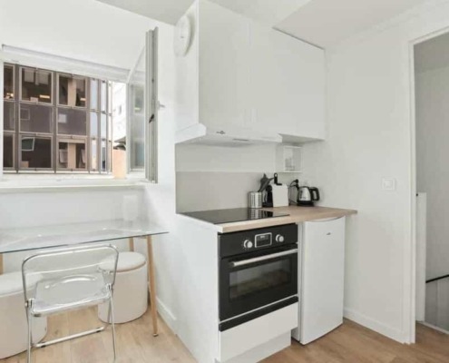 18 Rue Gaston de Caillavet4