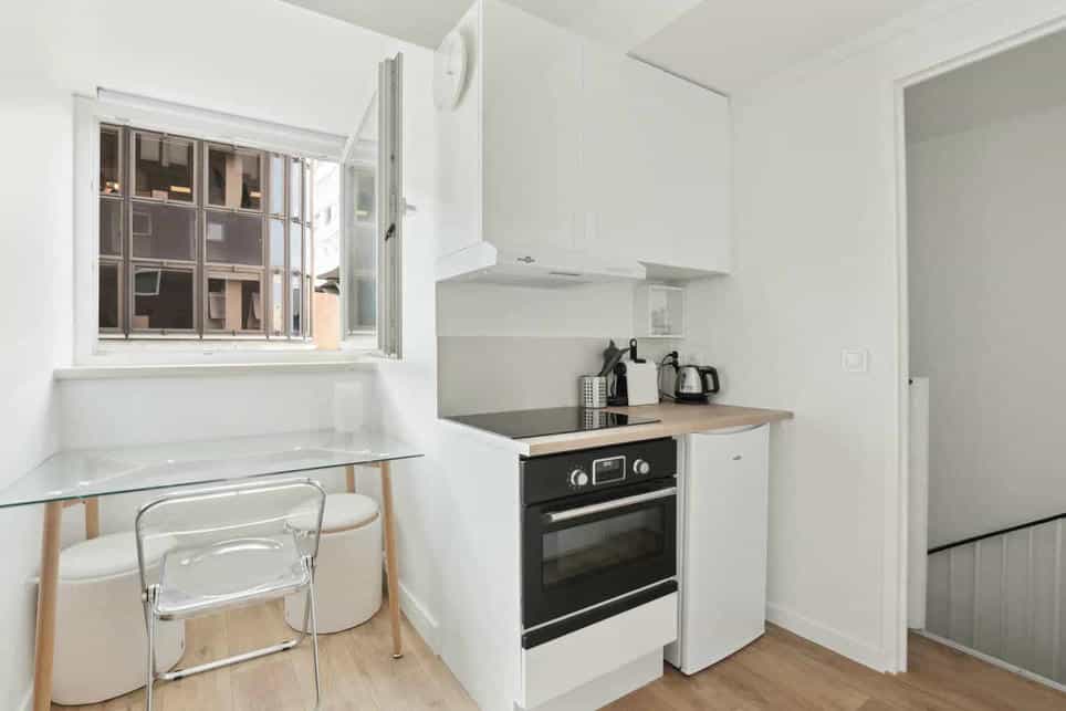 18 Rue Gaston de Caillavet4