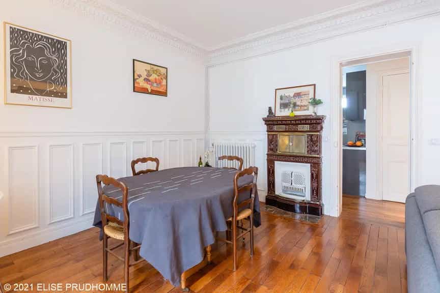 27 Rue Damrémont7