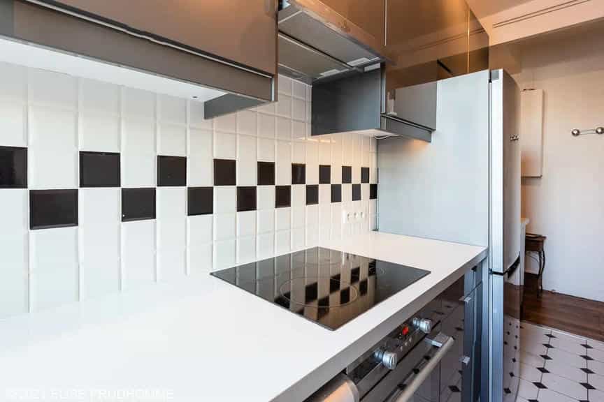 27 Rue Damrémont9