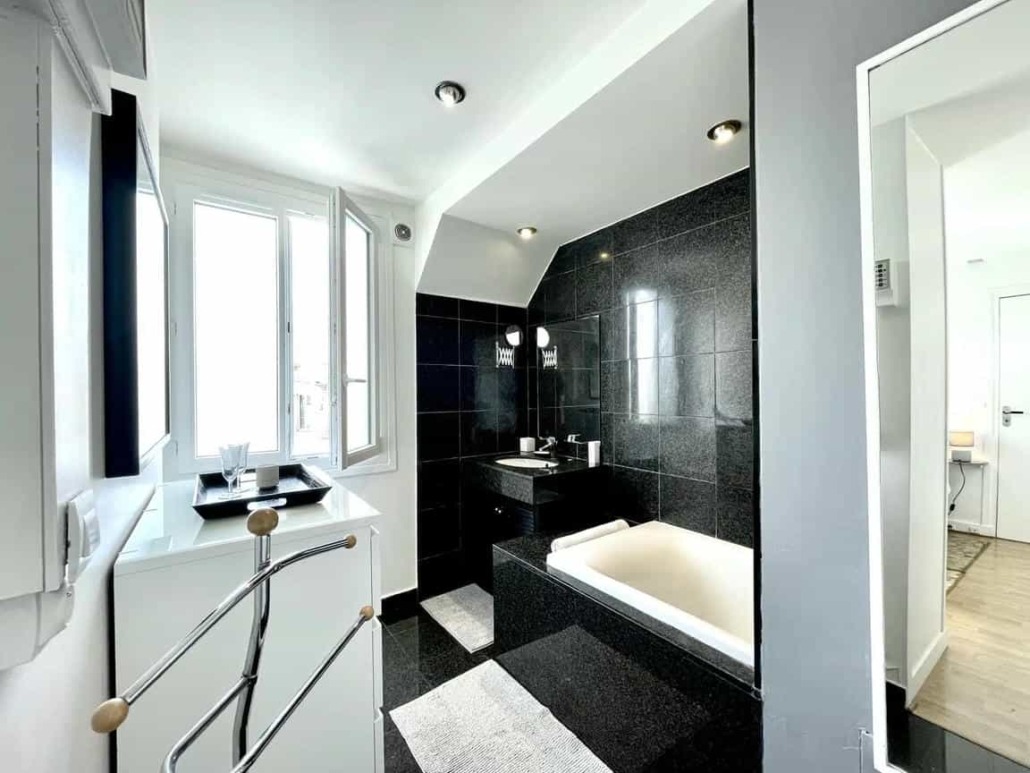 44 rue Duranton16