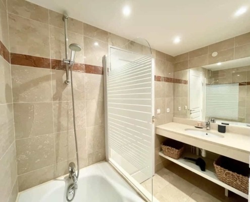 9 Rue Pierre Demours13