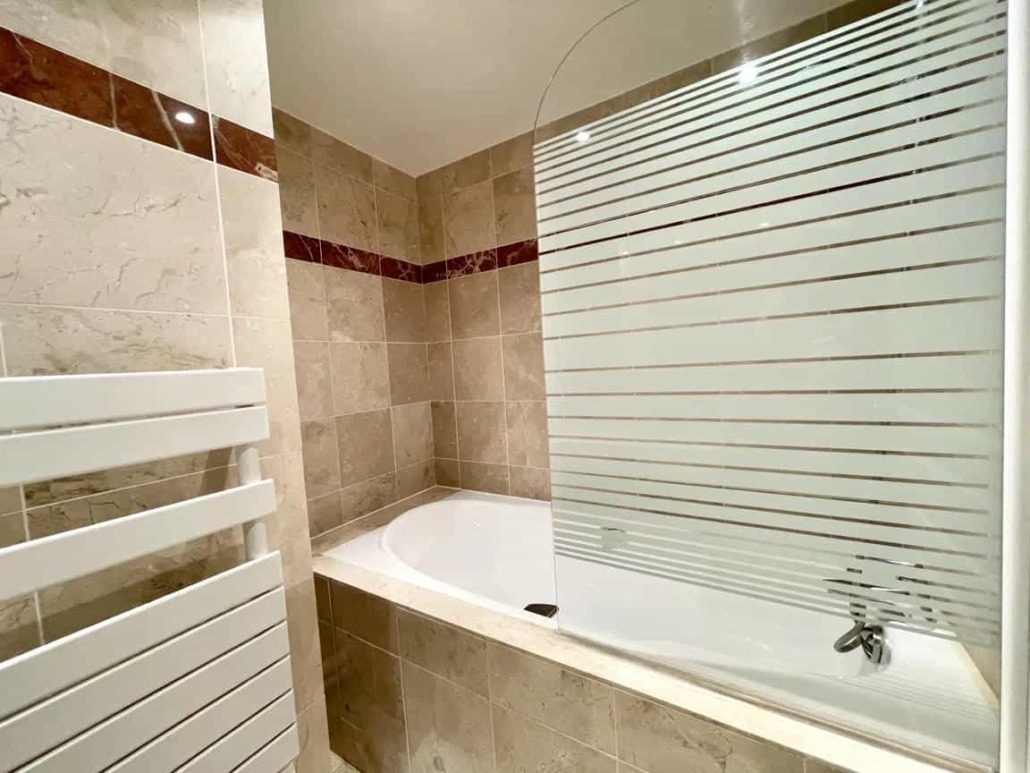 9 Rue Pierre Demours14