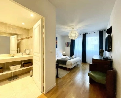 9 Rue Pierre Demours18
