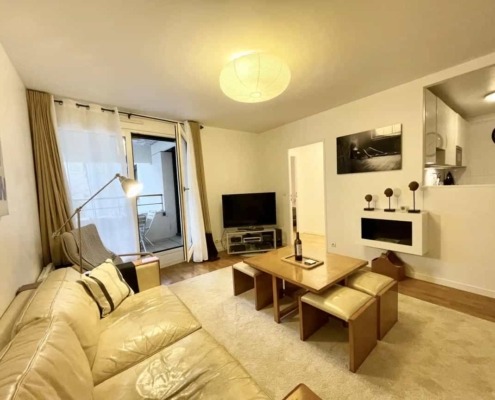 9 Rue Pierre Demours2