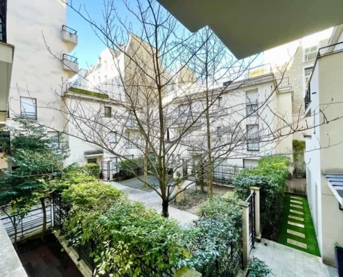 9 Rue Pierre Demours4
