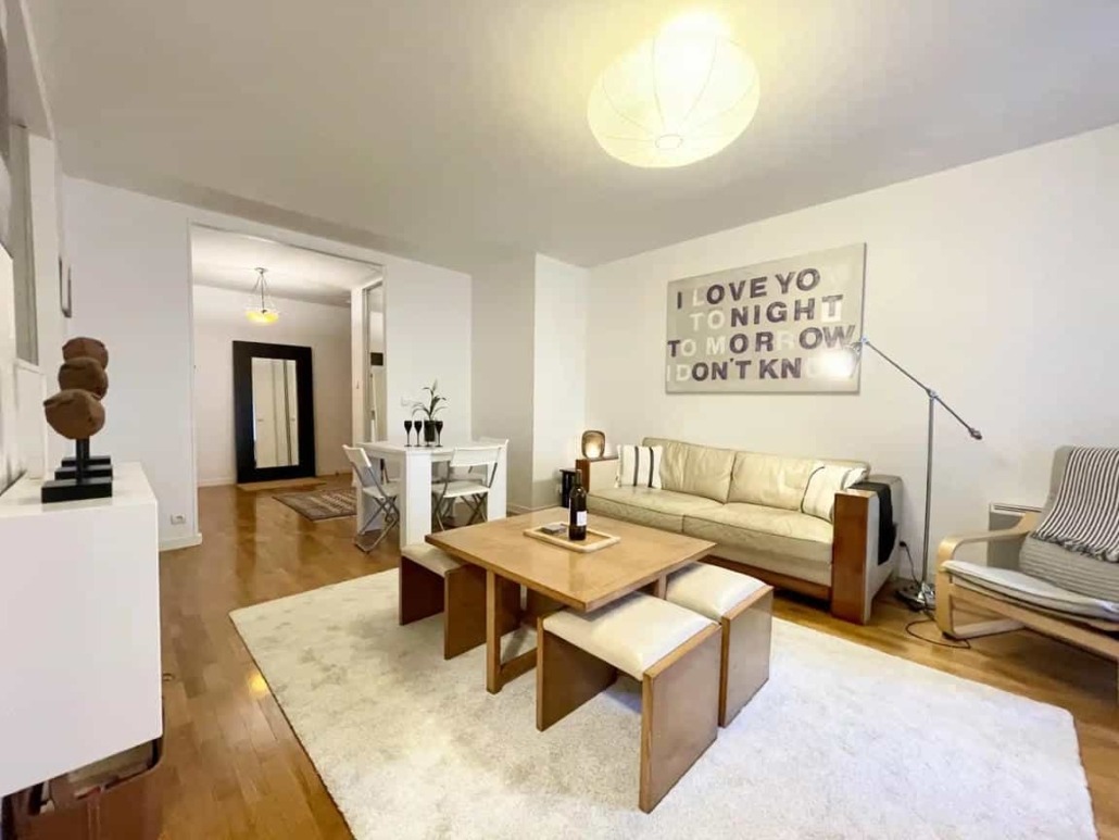 9 Rue Pierre Demours5