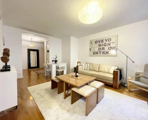 9 Rue Pierre Demours5
