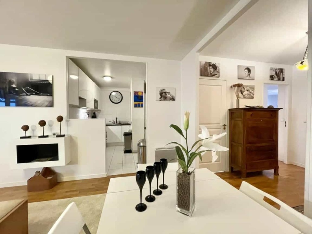 9 Rue Pierre Demours8